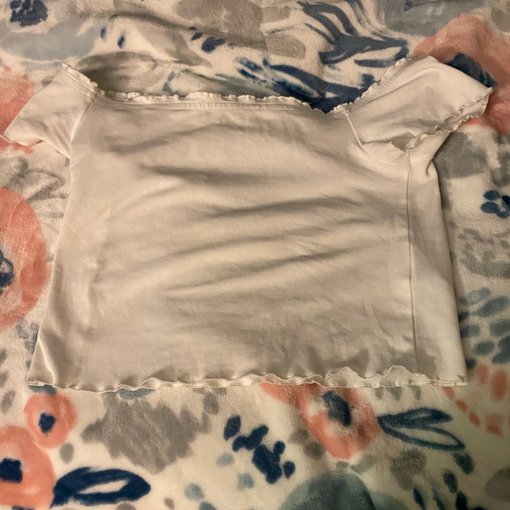H&M White Off The Shoulder Crop Top